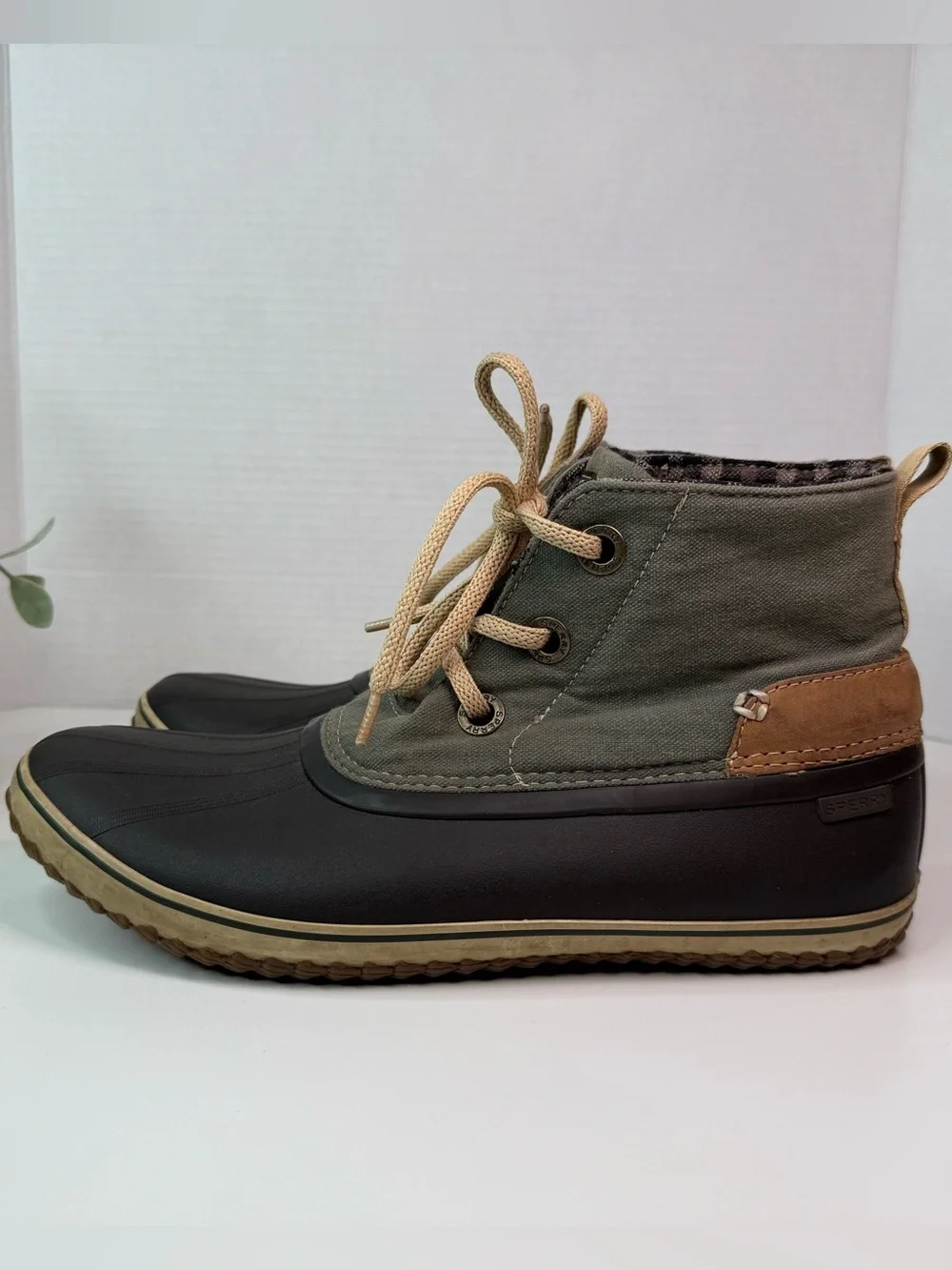 Sperry Top-Sider Schooner 3-Eye Duck Boot Women's Size 11M Rubber Wool Plaid